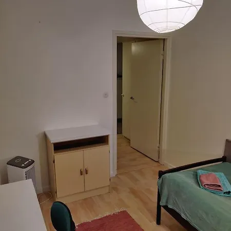 3-room-apartment Next To Old & Stadiums Appartamento *