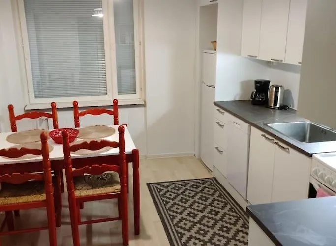 3-room-apartment Next To Old & Stadiums Appartement Rauma